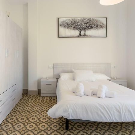 Aoa San Lorenzo Apartment Севиля Екстериор снимка