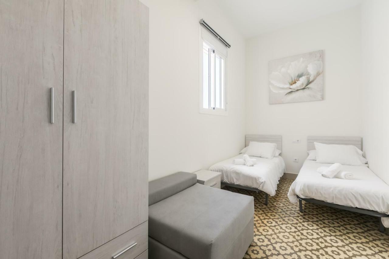 Aoa San Lorenzo Apartment Севиля Екстериор снимка